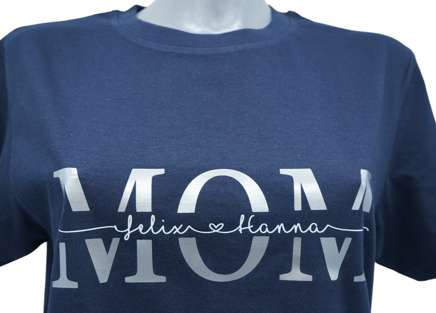 T-Shirt MOM - geteilt Namen silber weiss
