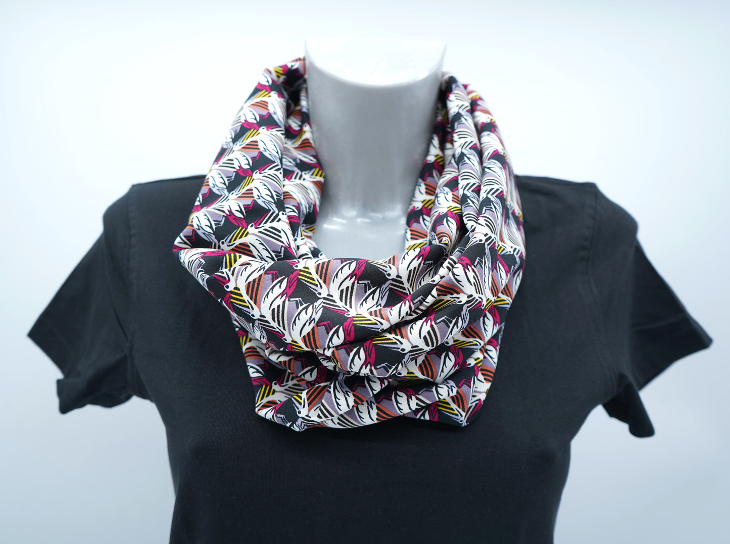 Loop-Schal Motive in versch. Farben