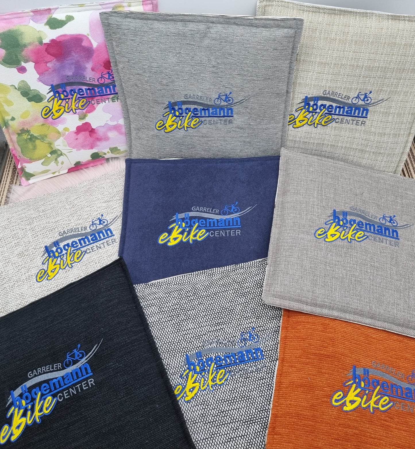 Outdoorkissen personalisiert mit Wunschtext/-motiv