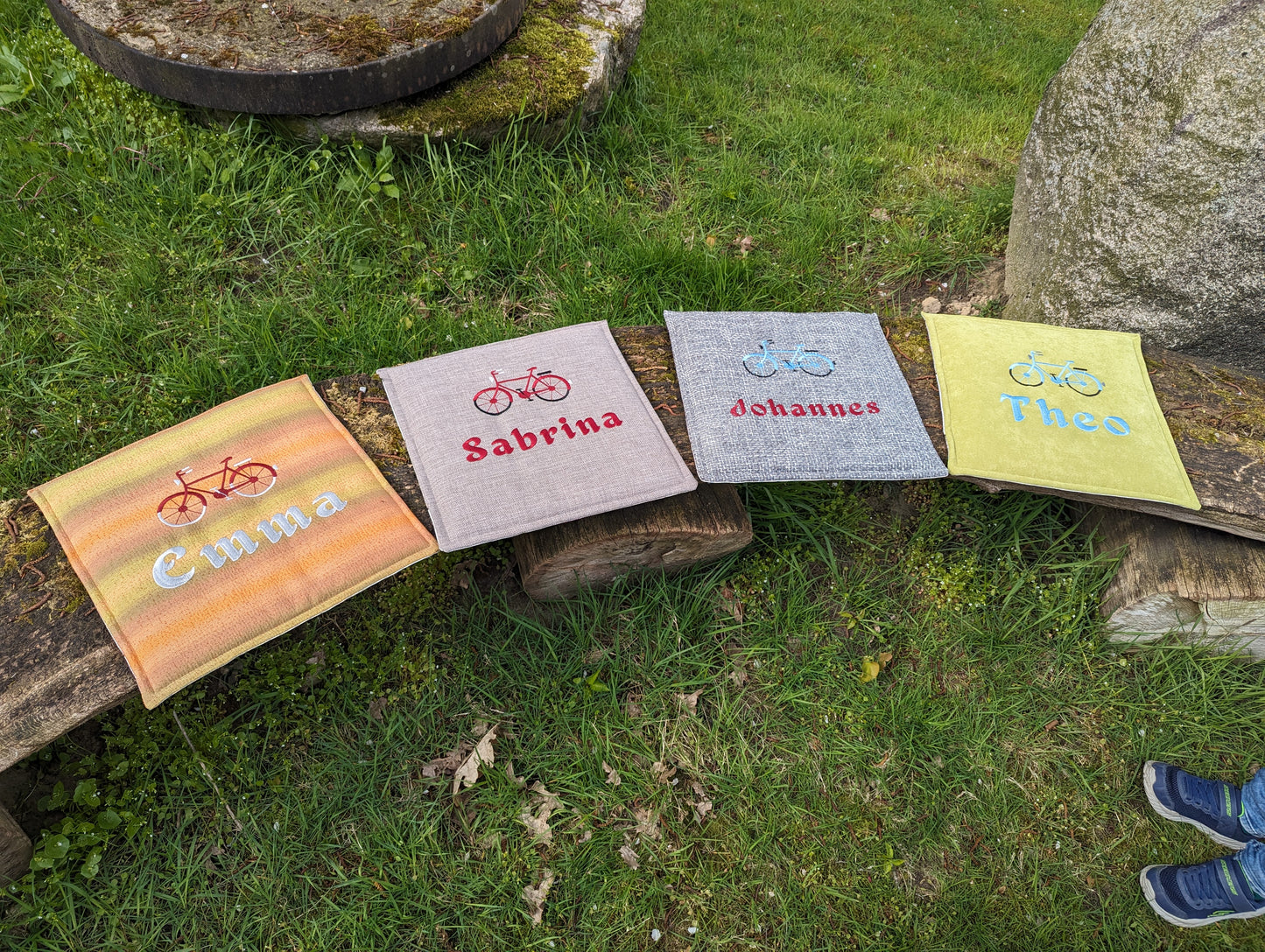 Outdoorkissen personalisiert mit Wunschtext/-motiv